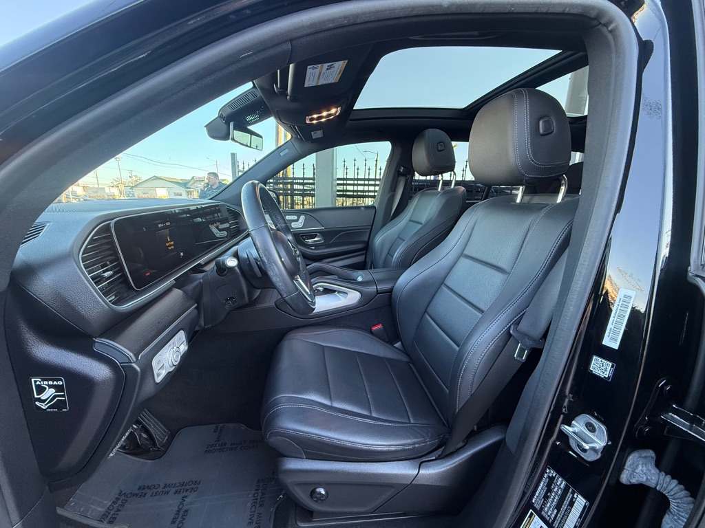 Photo 31 of this MERCEDES-BENZ GLE
