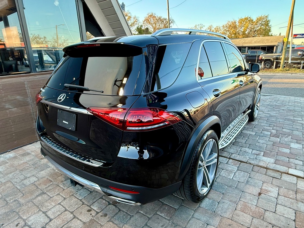 Photo 8 of this MERCEDES-BENZ GLE