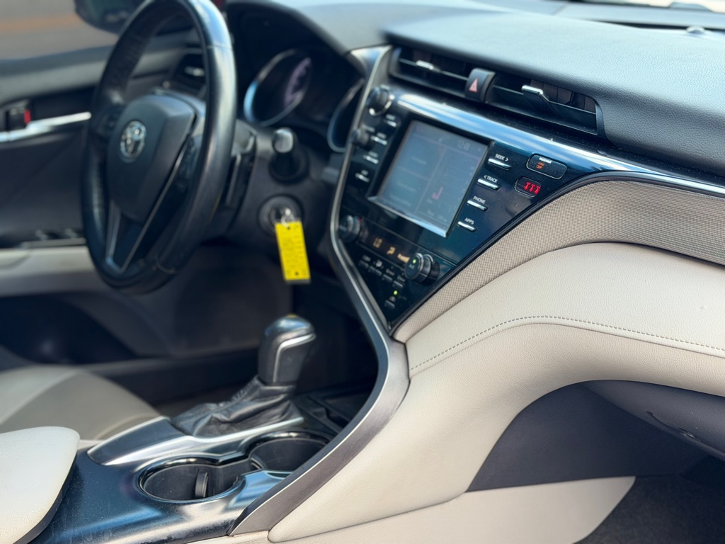Photo 22 of this TOYOTA CAMRY
