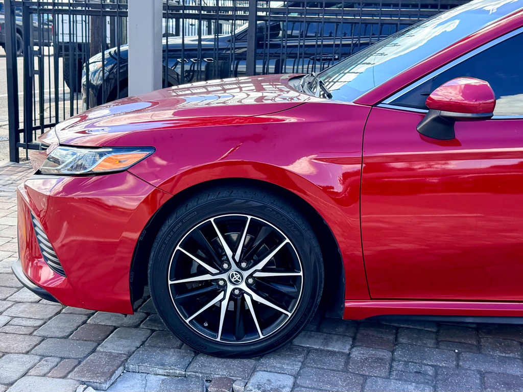 Photo 10 of this TOYOTA CAMRY
