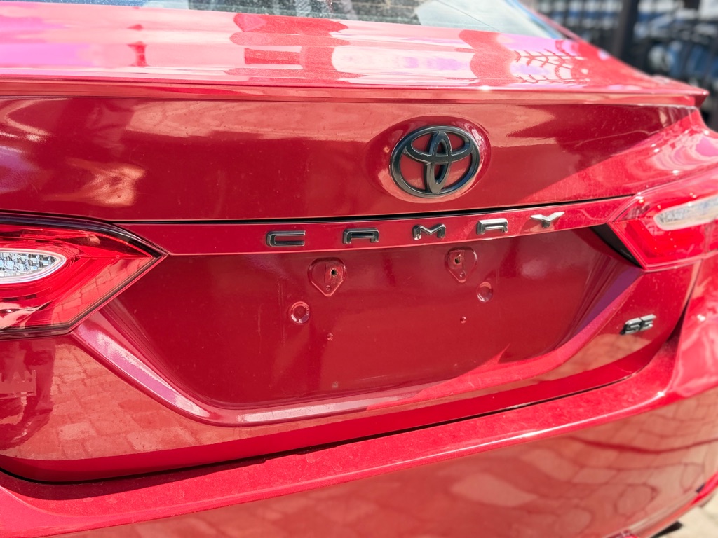 Photo 11 of this TOYOTA CAMRY