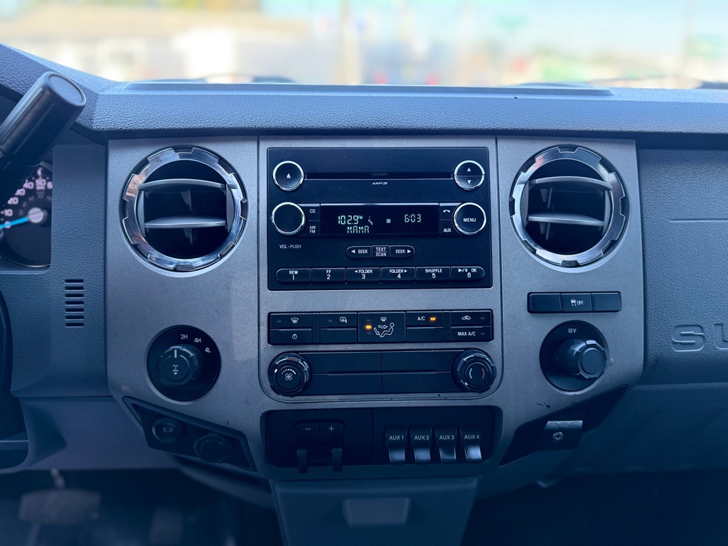 Photo 14 of this FORD F250