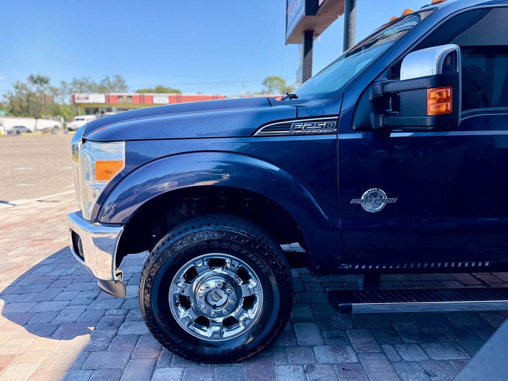 Photo 21 of this FORD F250