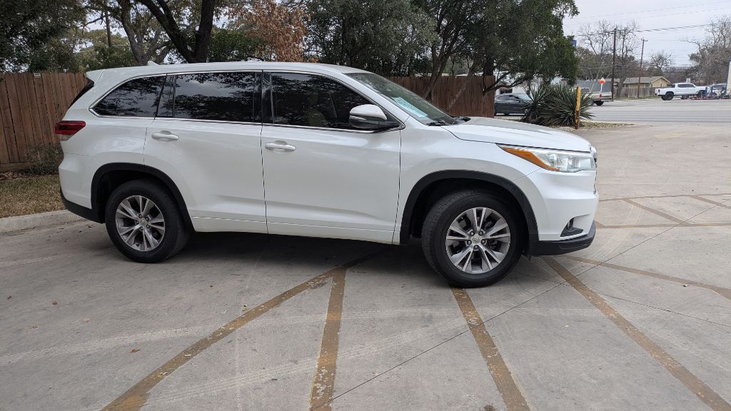 Photo 20 of this TOYOTA HIGHLANDER