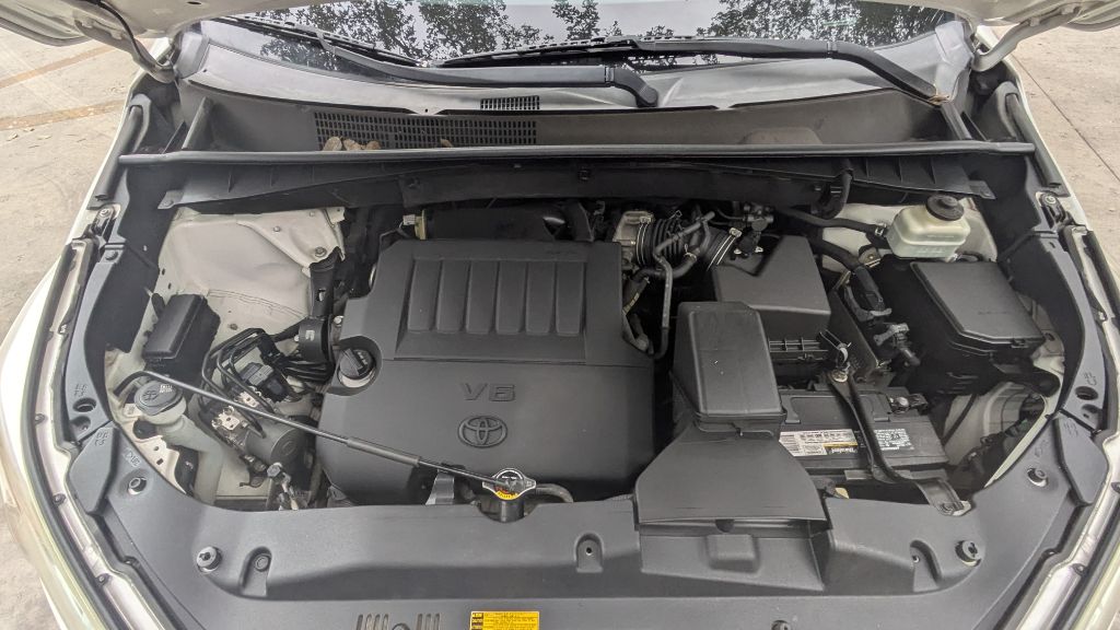 Photo 27 of this TOYOTA HIGHLANDER