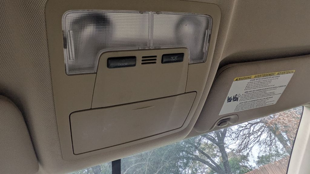 Photo 31 of this TOYOTA HIGHLANDER