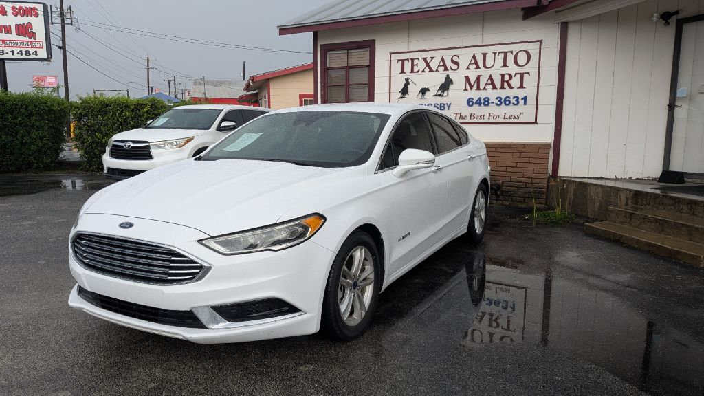 Photo 2 of this FORD FUSION