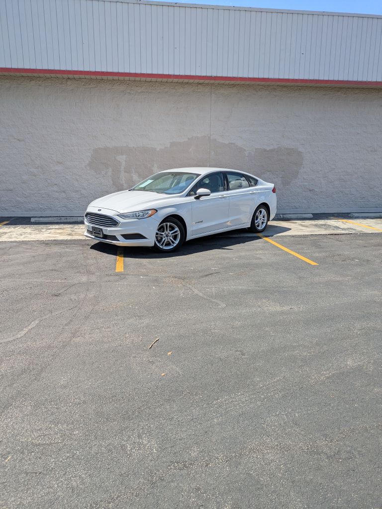 Photo 4 of this FORD FUSION