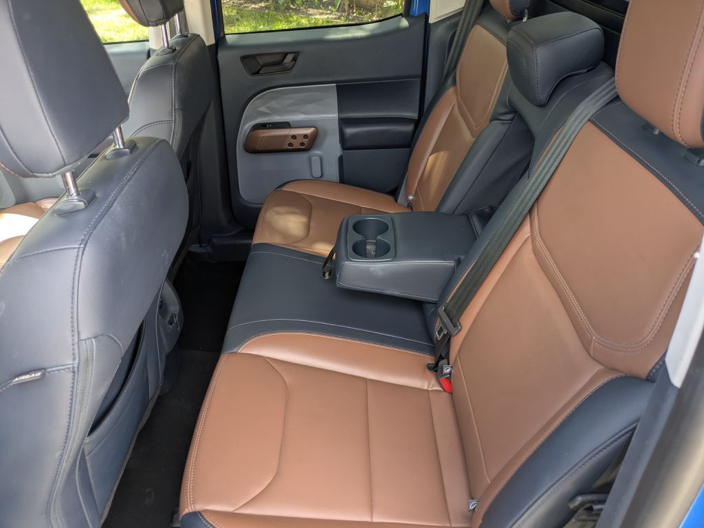 Photo 14 of this FORD MAVERICK