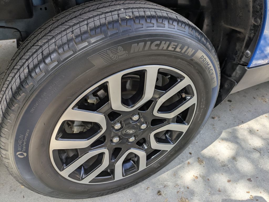Photo 24 of this FORD MAVERICK