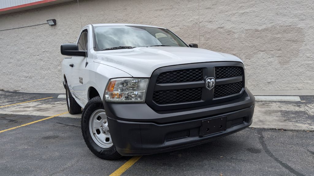 Photo 3 of this RAM 1500