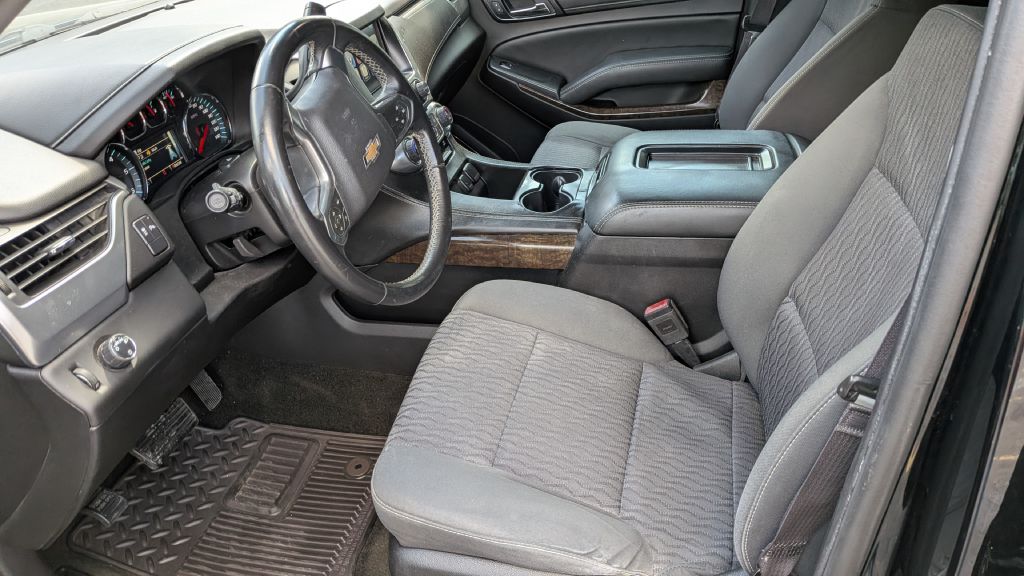 Photo 7 of this CHEVROLET SUBURBAN