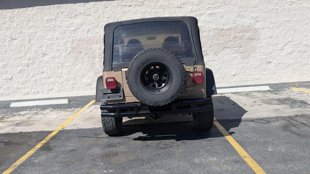 Photo 11 of this JEEP WRANGLER / TJ