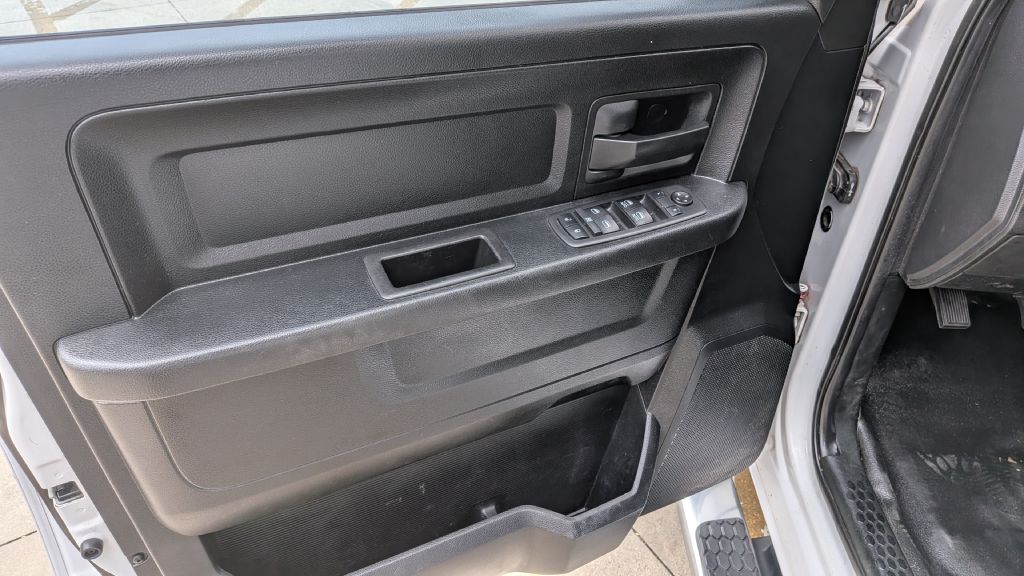 Photo 10 of this RAM 1500