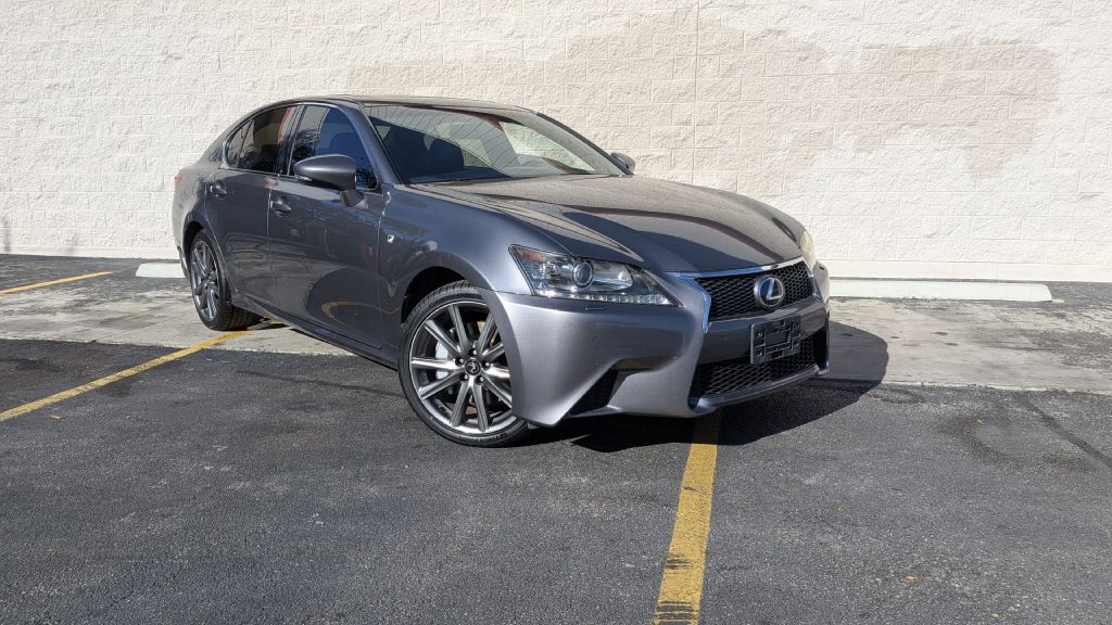 Photo 3 of this LEXUS GS