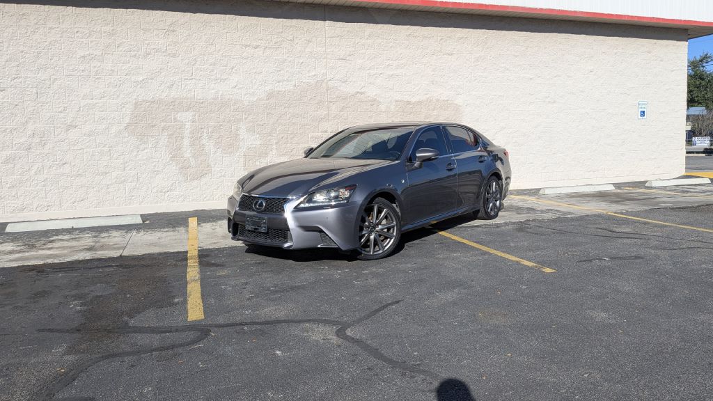 Photo 12 of this LEXUS GS