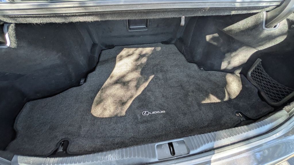 Photo 25 of this LEXUS GS
