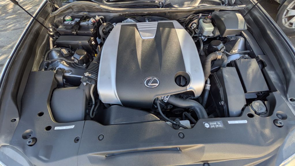Photo 30 of this LEXUS GS