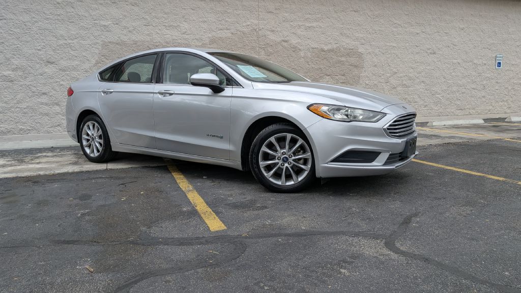 Photo 3 of this FORD FUSION