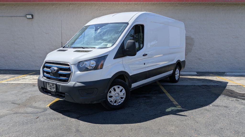 Photo 2 of this FORD TRANSIT