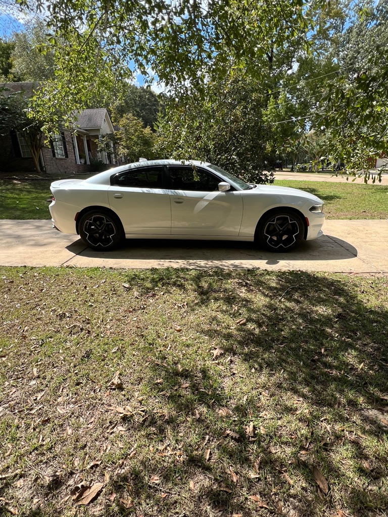 Photo 3 of this DODGE CHARGER