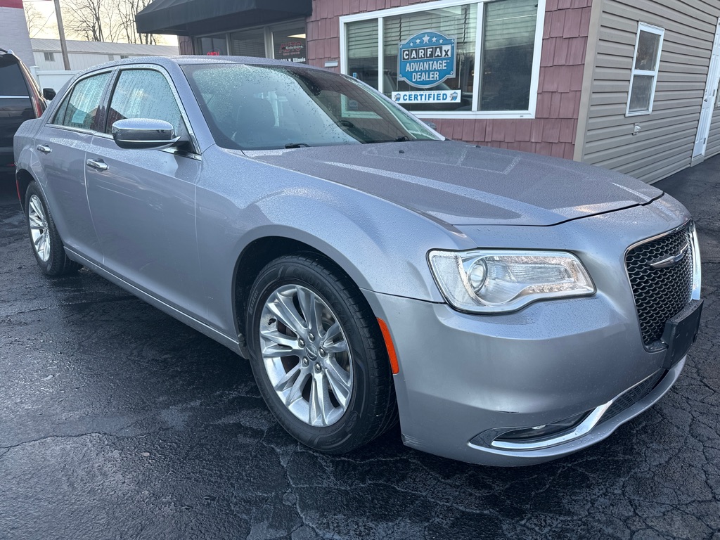 2016 CHRYSLER 300C - Image 1