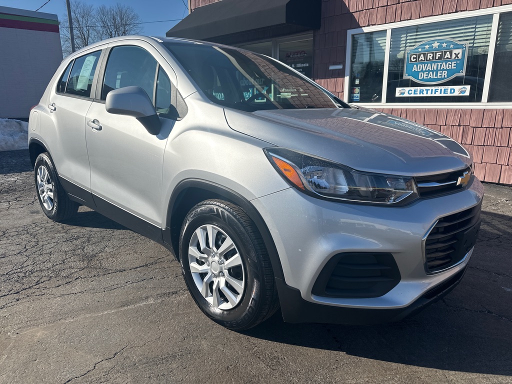 2017 CHEVROLET TRAX LS SUV - Image 1