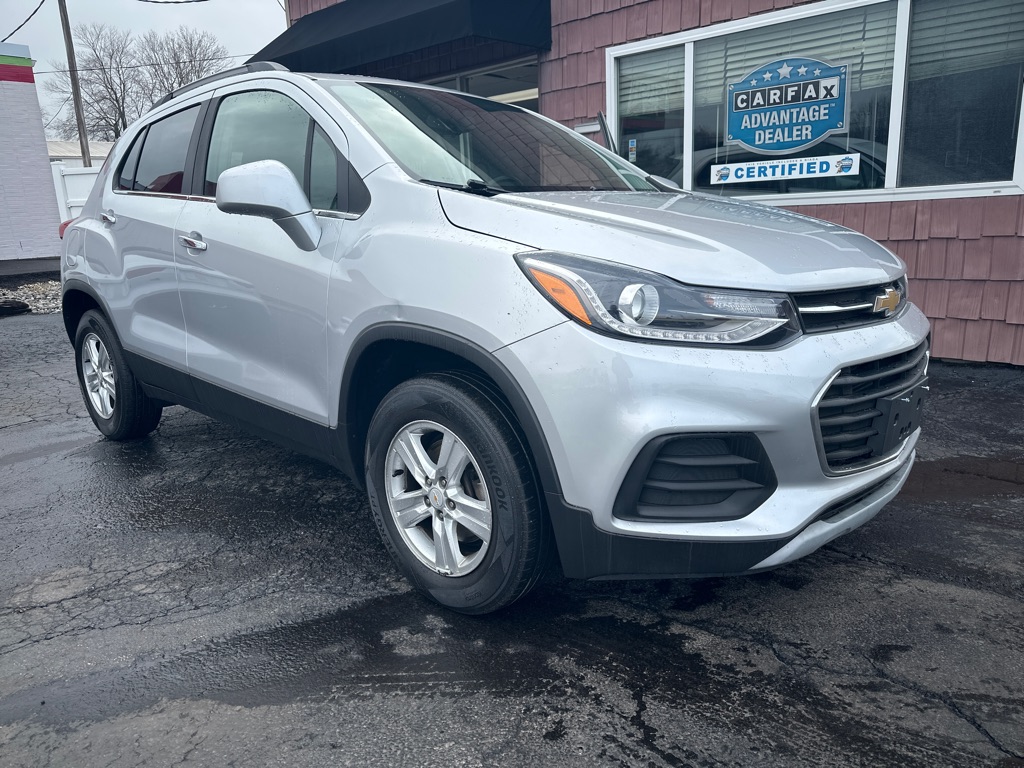 2019 CHEVROLET TRAX 1LT SUV - Image 1