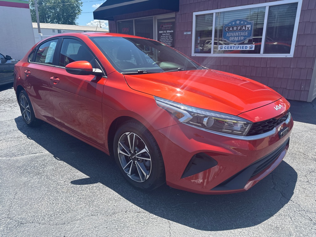 2022 KIA FORTE FE Sedan - Image 1