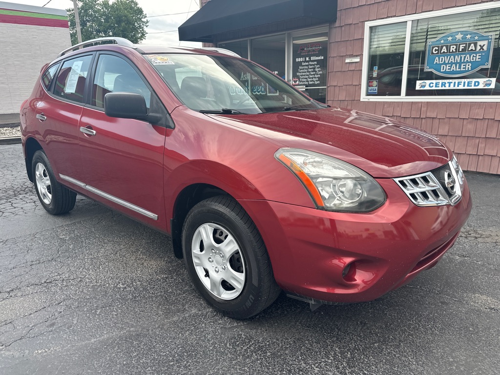 2015 NISSAN ROGUE SELECT S SUV - Image 1