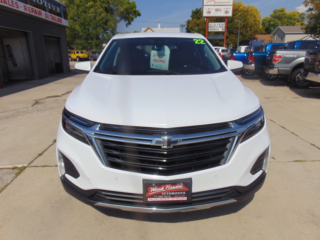 Photo 2 of this CHEVROLET EQUINOX LT