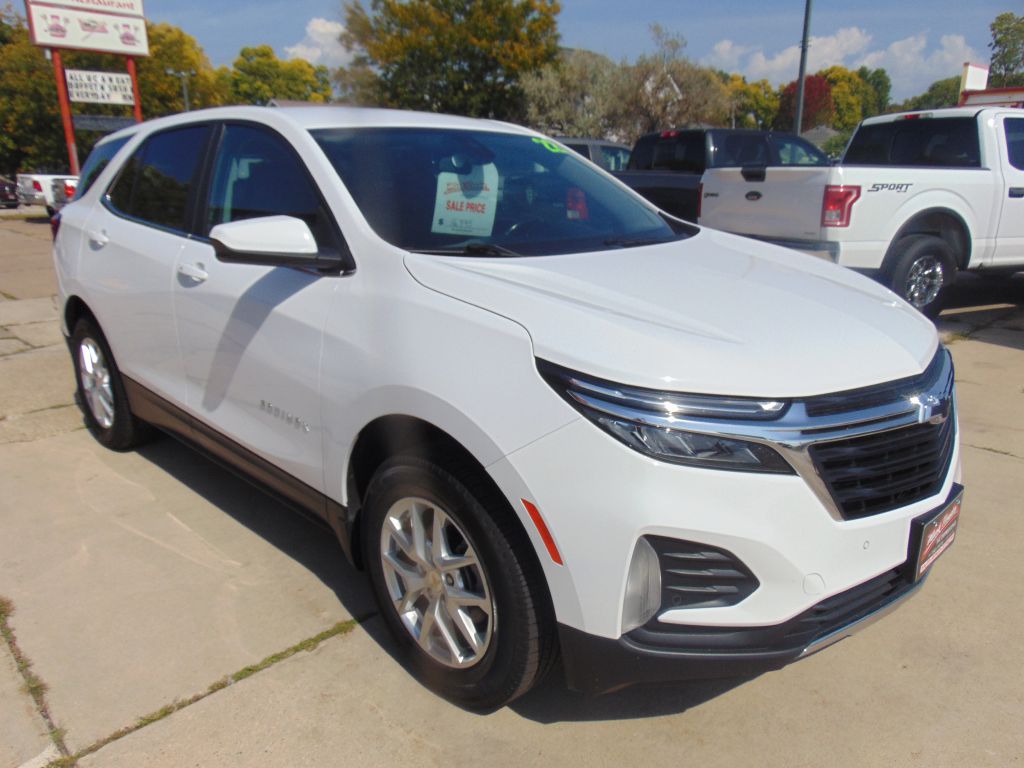 Photo 3 of this CHEVROLET EQUINOX LT