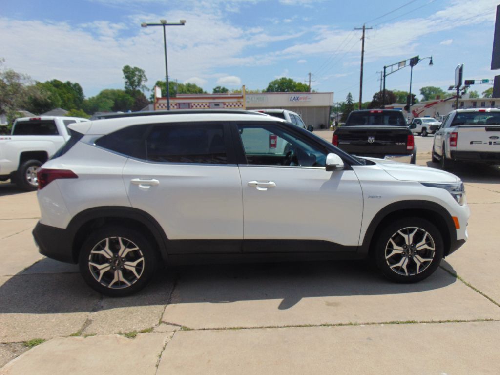 Photo 4 of this KIA SELTOS EX