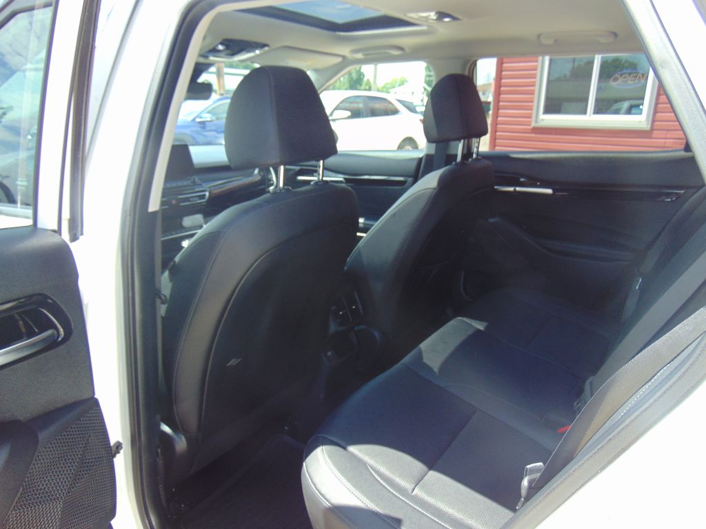 Photo 9 of this KIA SELTOS EX