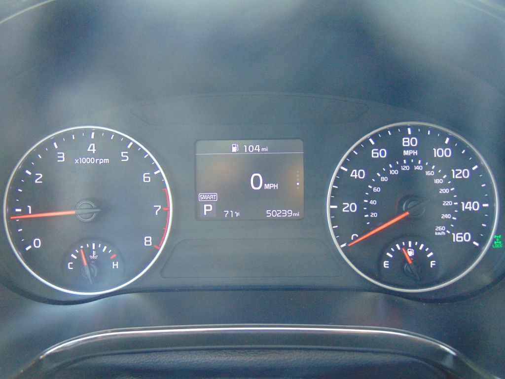 Photo 12 of this KIA SELTOS EX