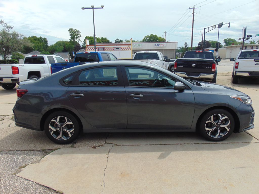Photo 4 of this KIA FORTE LXS