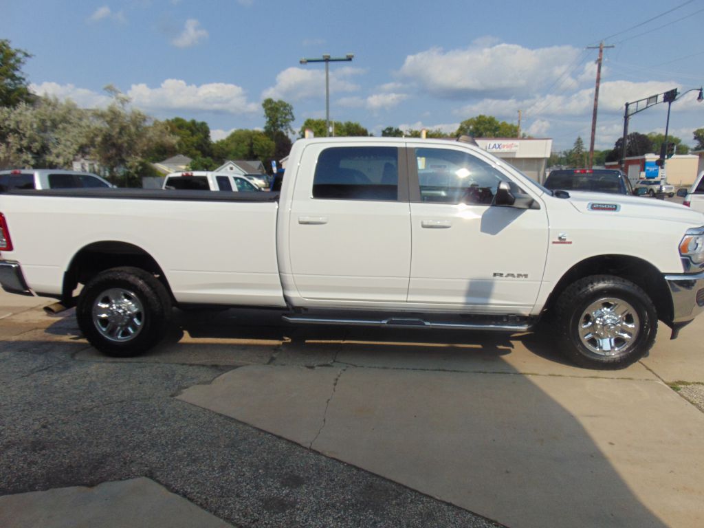Photo 4 of this RAM 2500 BIG HORN