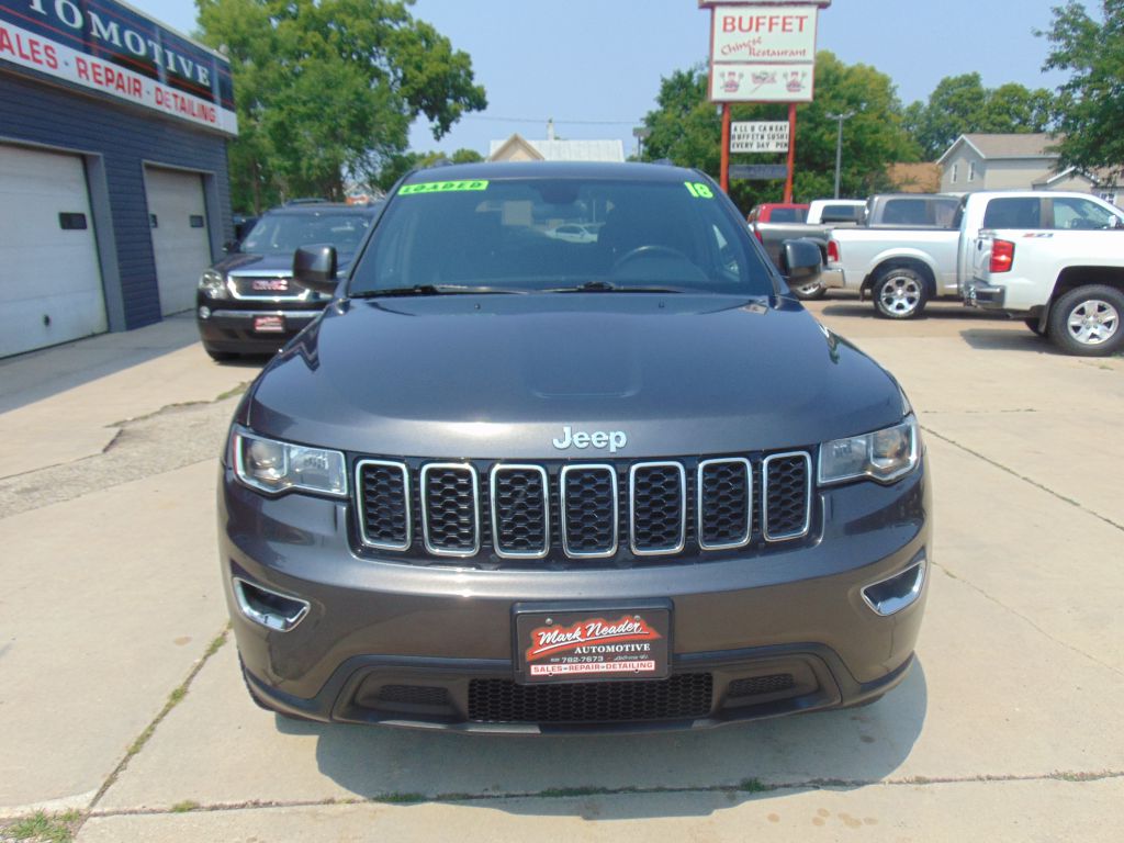 Photo 2 of this JEEP GRAND CHEROKEE