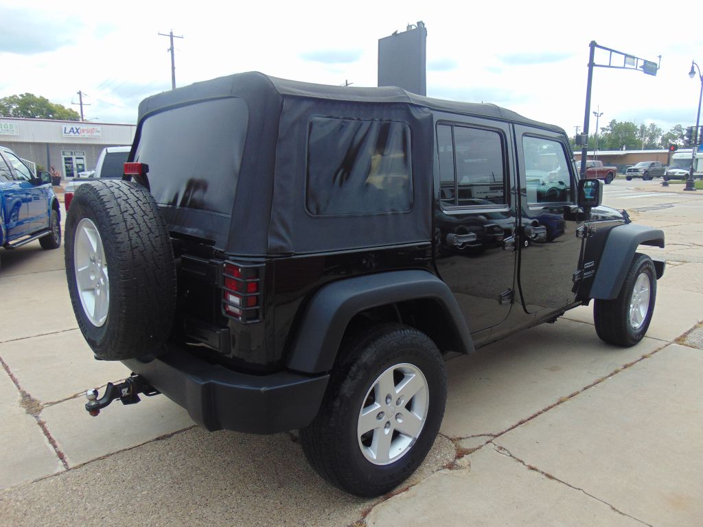 Photo 5 of this JEEP WRANGLER UNLIMI