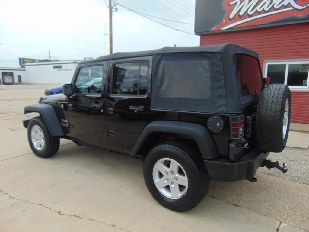 Photo 7 of this JEEP WRANGLER UNLIMI