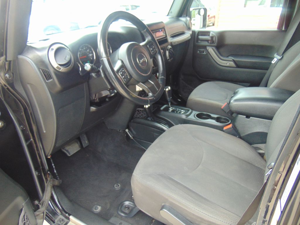 Photo 11 of this JEEP WRANGLER UNLIMI
