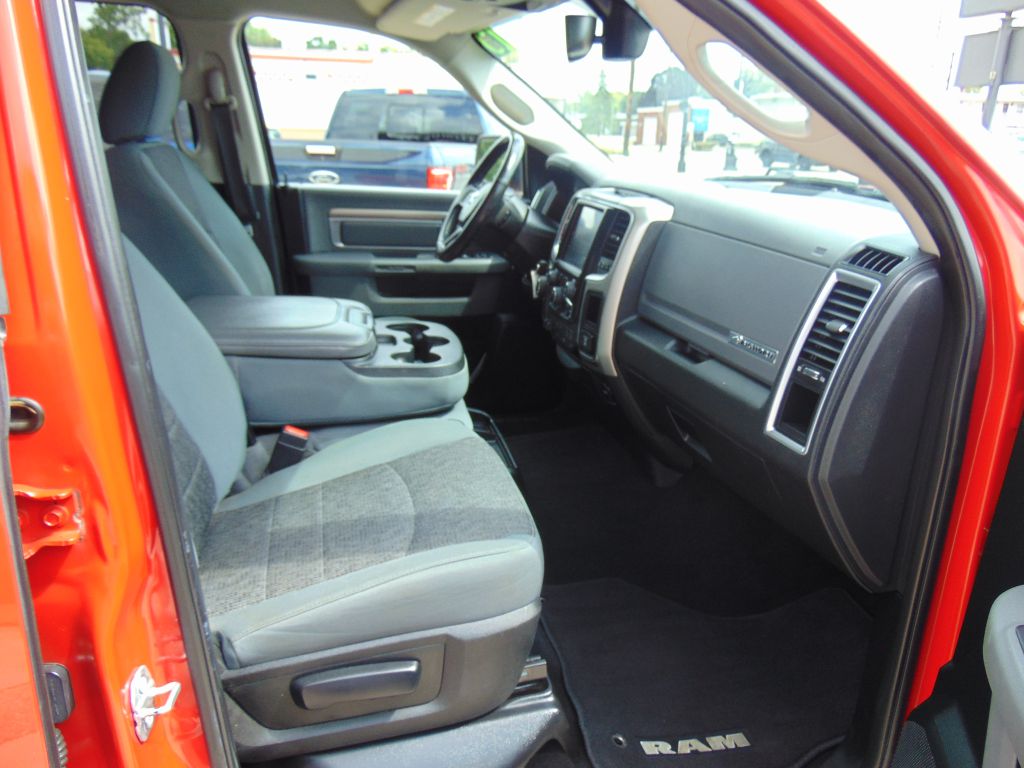 Photo 10 of this RAM 1500 BIG HORN