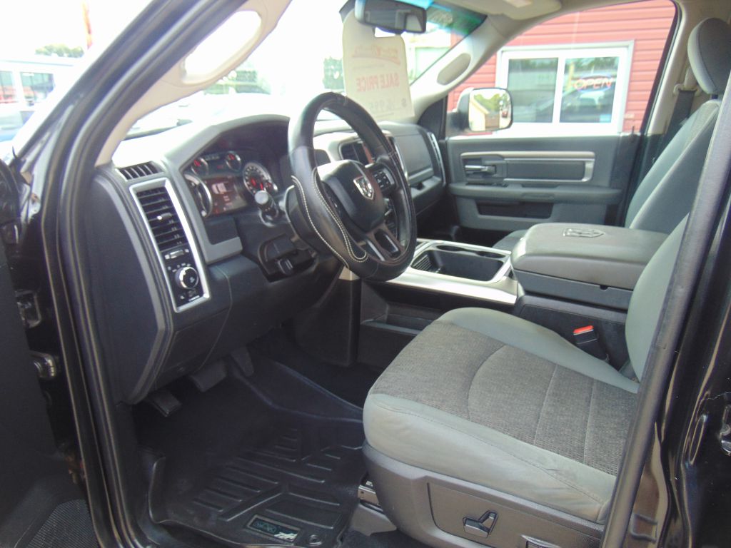 Photo 10 of this RAM 1500 OUTDOORSMA