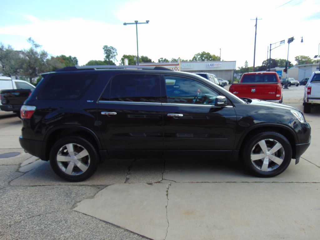 Photo 4 of this GMC ACADIA SLT-1
