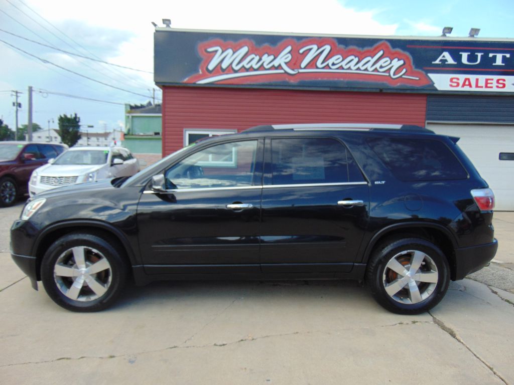 Photo 8 of this GMC ACADIA SLT-1