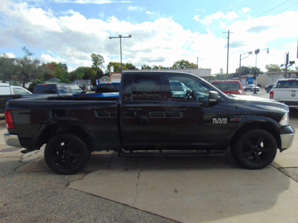 Photo 4 of this RAM 1500 OUTDOORSMA