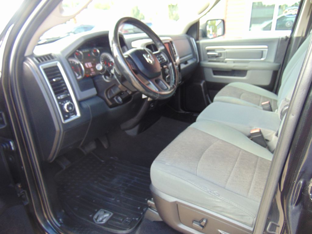 Photo 12 of this RAM 1500 OUTDOORSMA