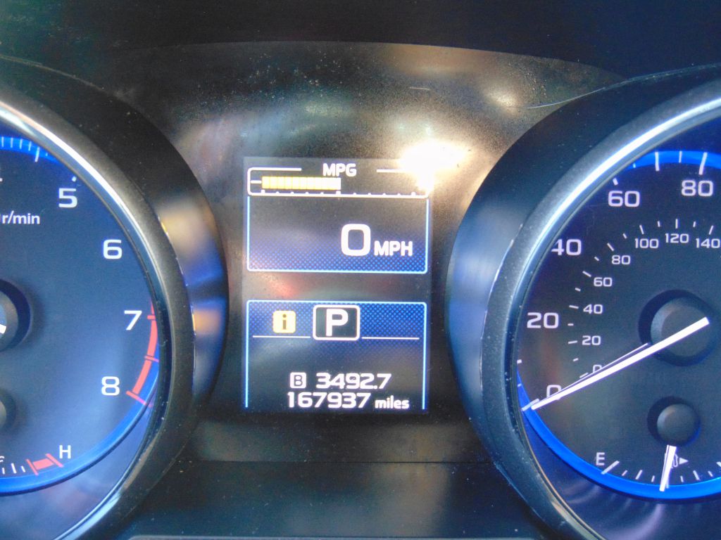 Photo 13 of this SUBARU OUTBACK