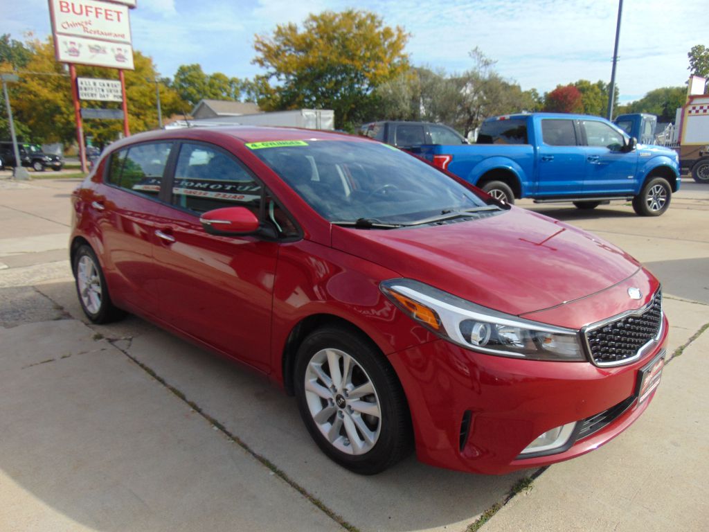 Photo 3 of this KIA FORTE 5 LX