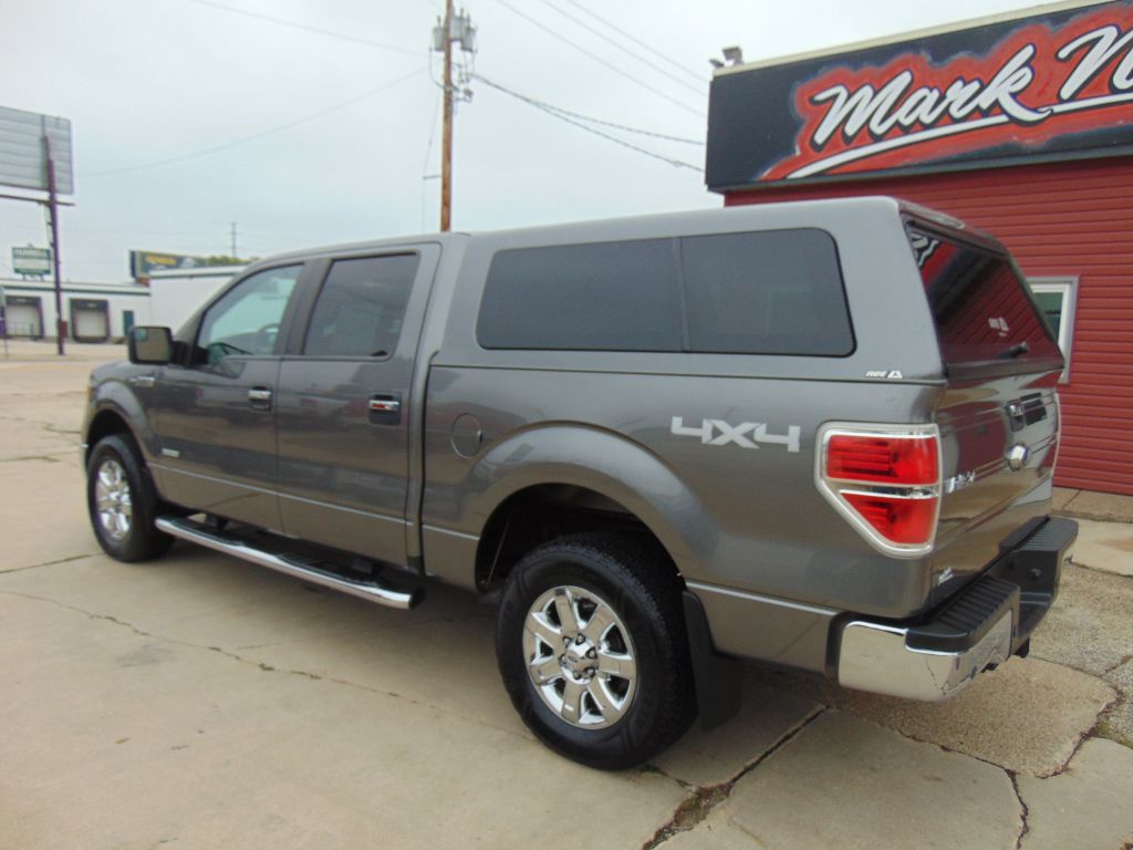 Photo 7 of this FORD F150 XLT